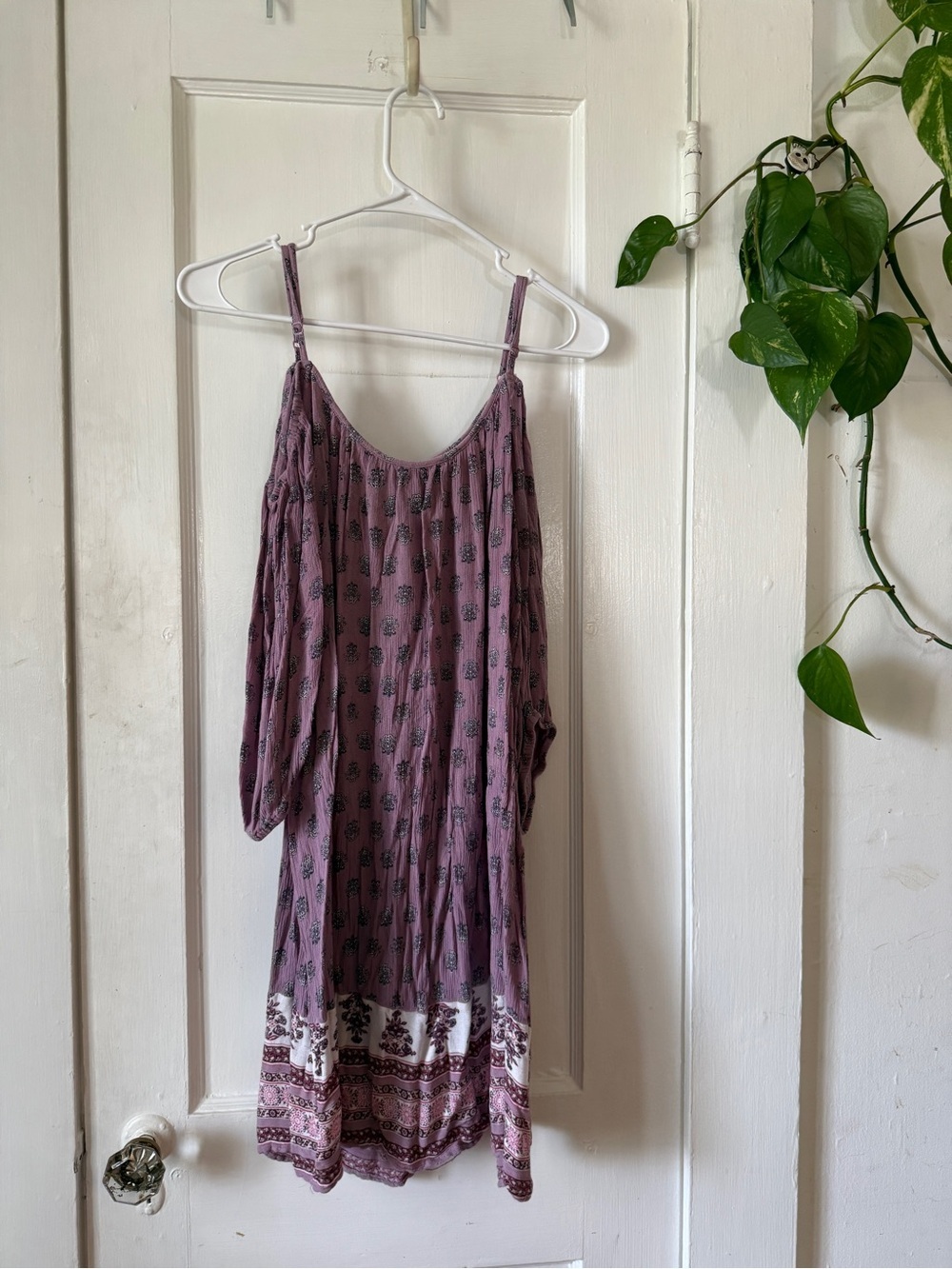 indulge Mauve Floral Off-Shoulder Top 1X purple top